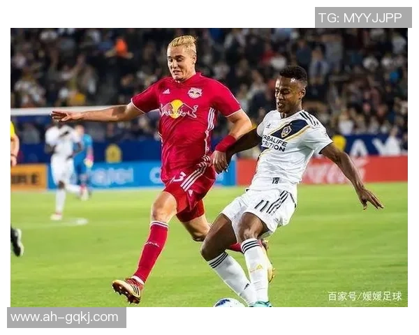 波特兰木队与西雅图球队的激烈对决引发球迷热情高涨