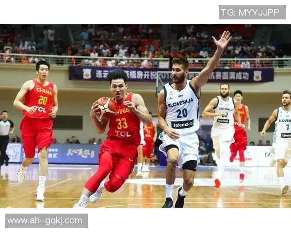 男篮红队对阵乌克兰精彩直播全程回顾与赛后分析