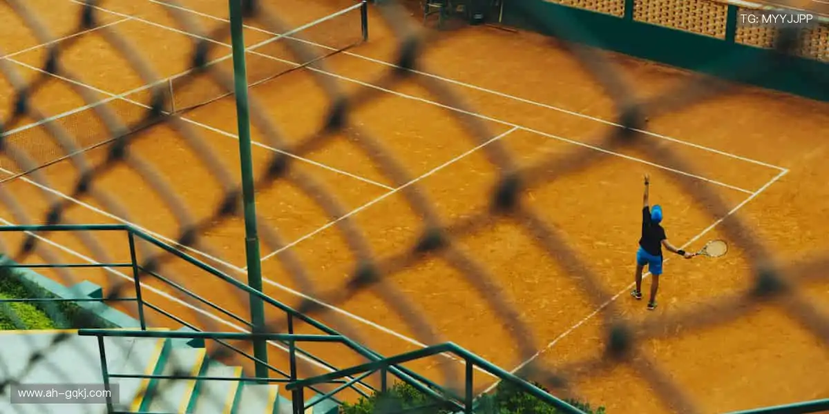 📱弹幕狂欢，实时互动！⚡️